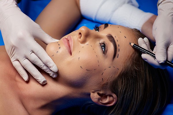 is plastic surgery common in Iran